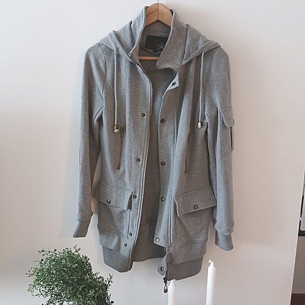⚡️SALE⚡️Gray Zip Up Hoodie Jacket/Sweatshirt